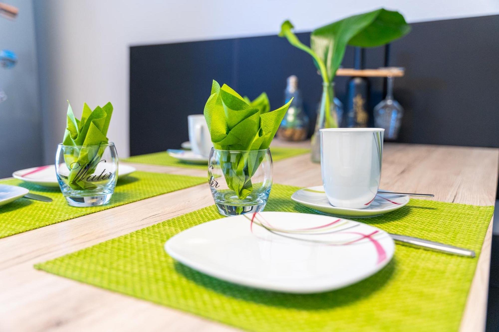 Ferienvilla Koblenz โคเบลนซ์ ภายนอก รูปภาพ