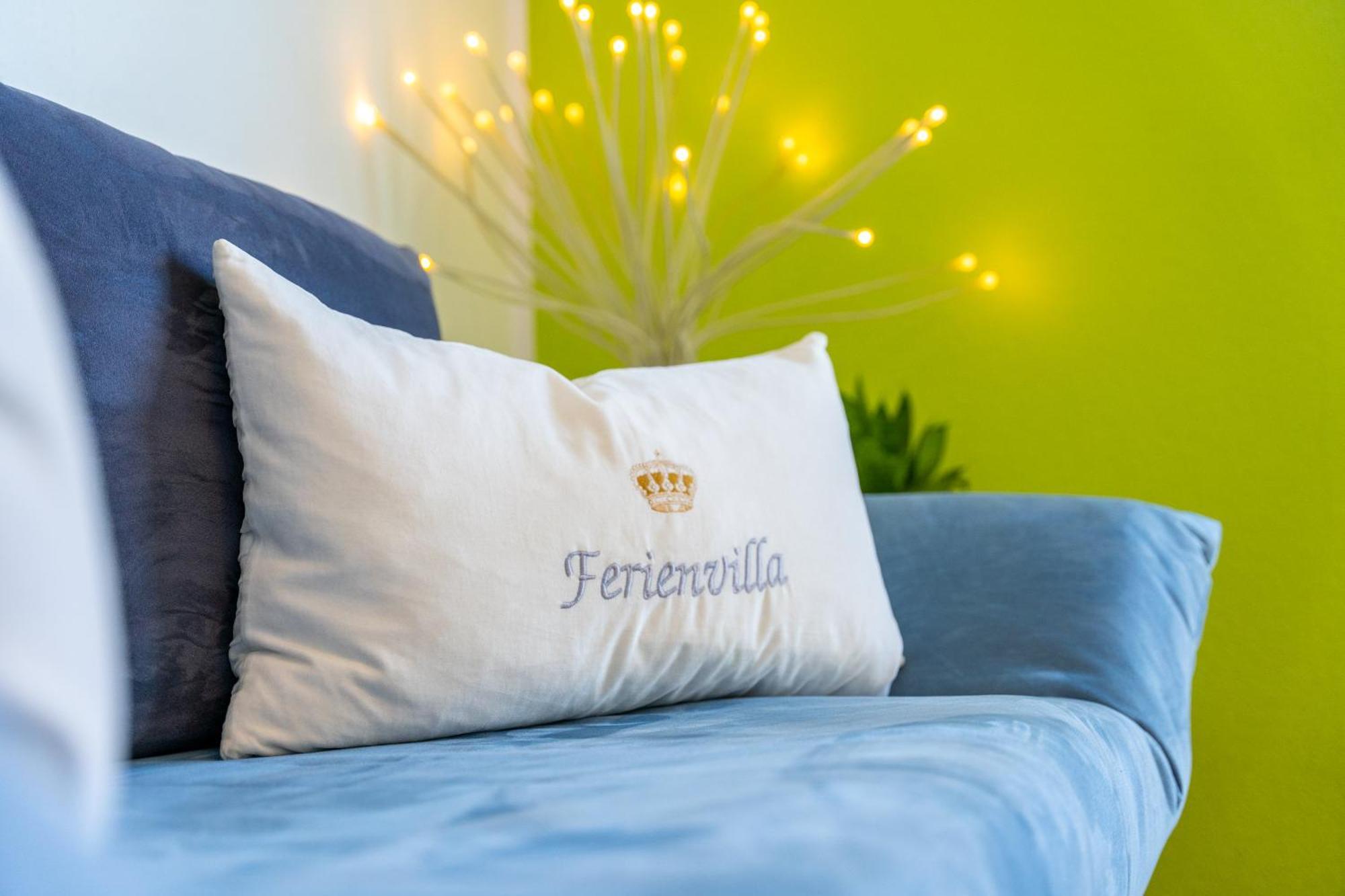 Ferienvilla Koblenz โคเบลนซ์ ภายนอก รูปภาพ